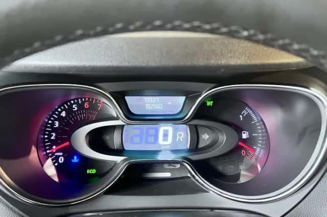 Renault Captur (2017) thumbnail 5