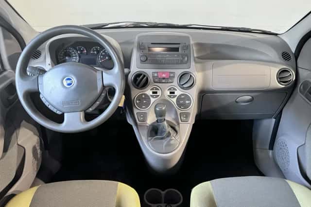 Fiat Panda (2005) thumbnail 3