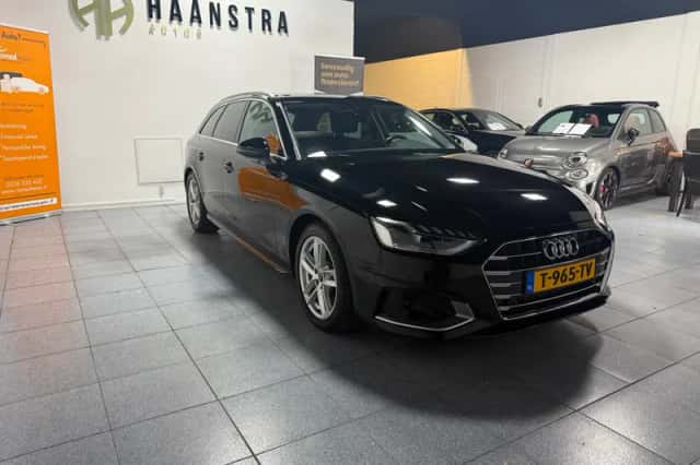 Audi A4 (2023) thumbnail 1