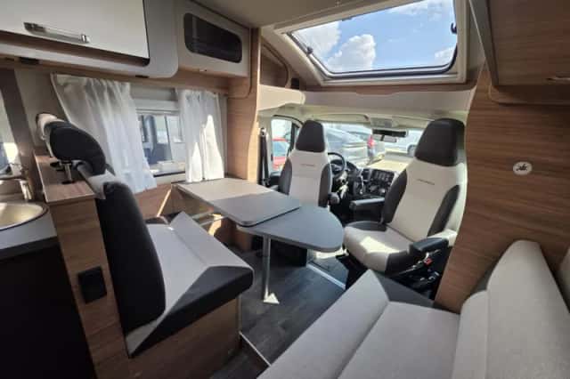 Weinsberg CaraSuite (2027) thumbnail 6