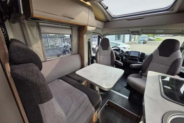 Knaus Van Ti (2023) thumbnail 5