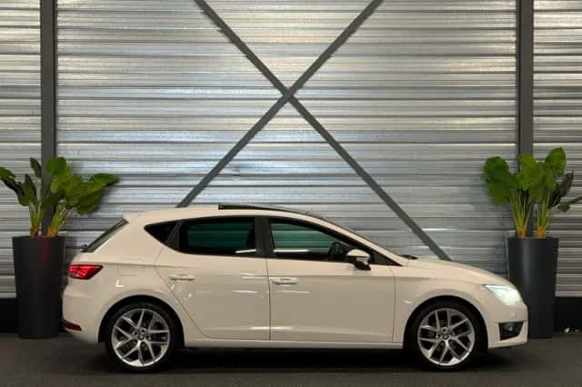 SEAT Leon (2013) thumbnail 5
