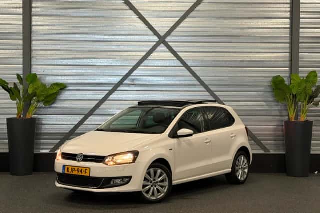 Volkswagen Polo (2014) thumbnail 4
