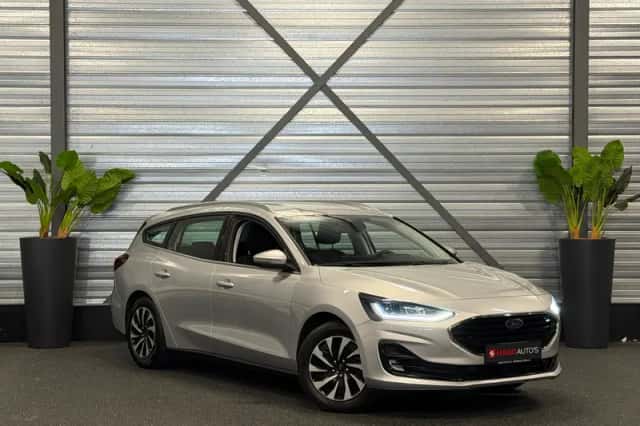 Ford Focus (2023) thumbnail 1