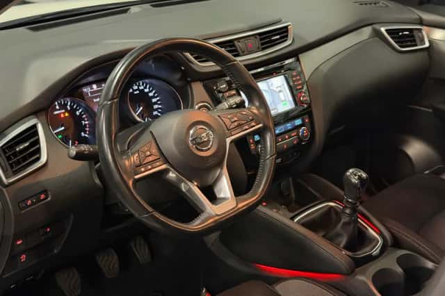 Nissan Qashqai (2019) thumbnail 2