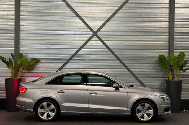 Audi A3 (2014) thumbnail 5