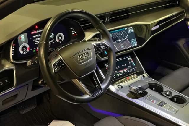 Audi A6 (2021) thumbnail 2