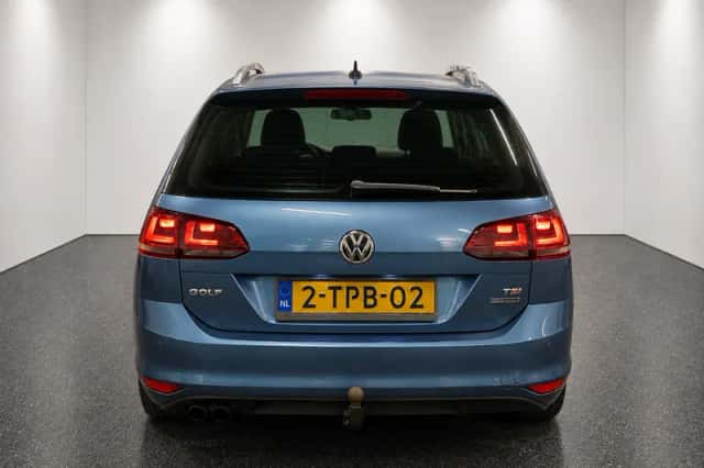 Volkswagen Golf (2014) thumbnail 5