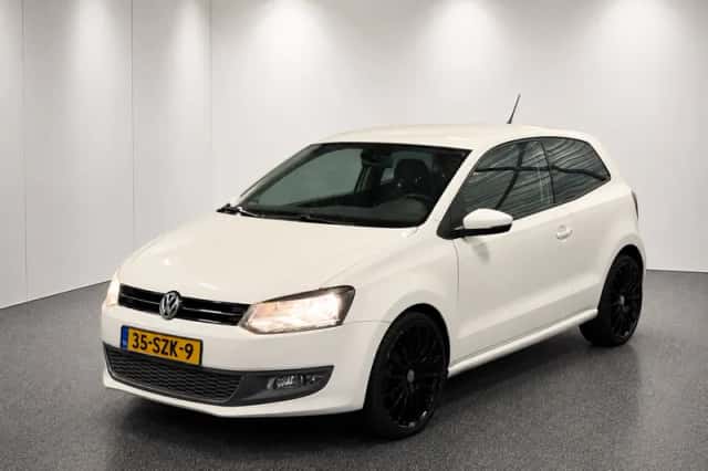 Volkswagen Polo (2012) thumbnail 3
