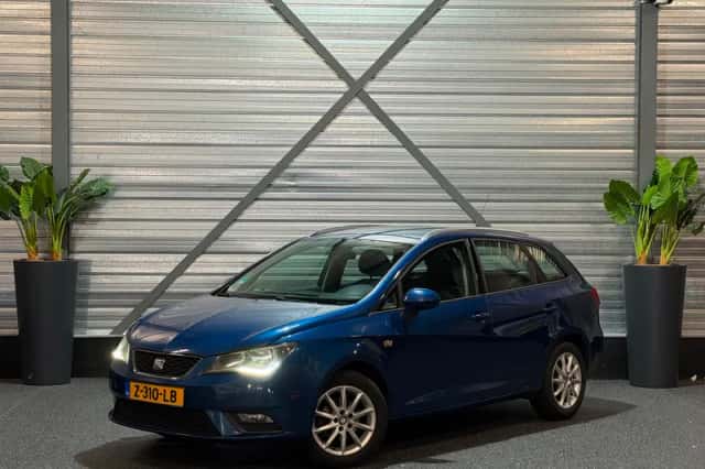 SEAT Ibiza (2016) thumbnail 3