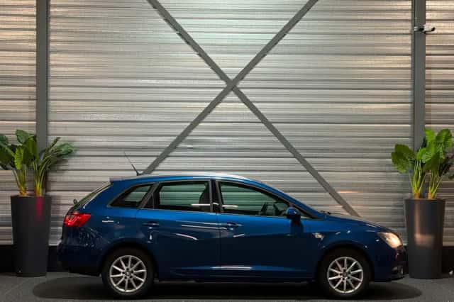 SEAT Ibiza (2016) thumbnail 5