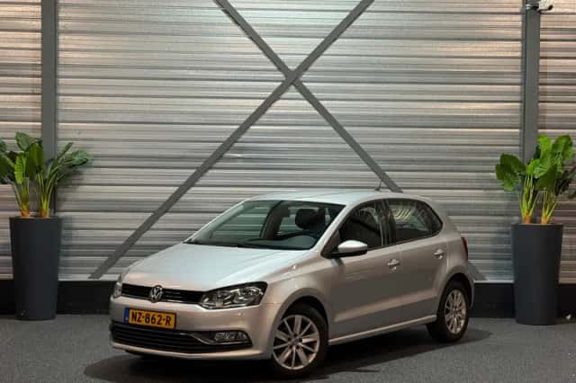 Volkswagen Polo (2017) thumbnail 3