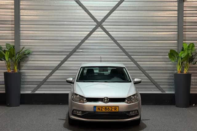 Volkswagen Polo (2017) thumbnail 4