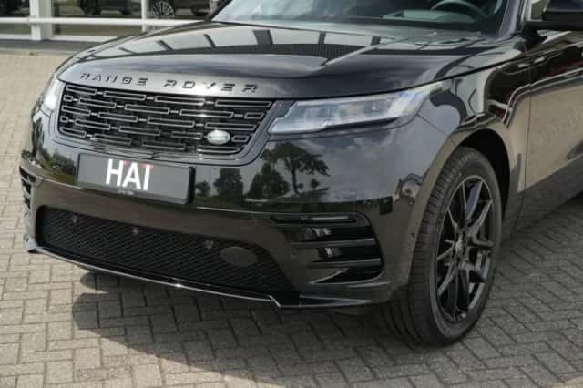 Land Rover Range Rover Velar (2025) thumbnail 3