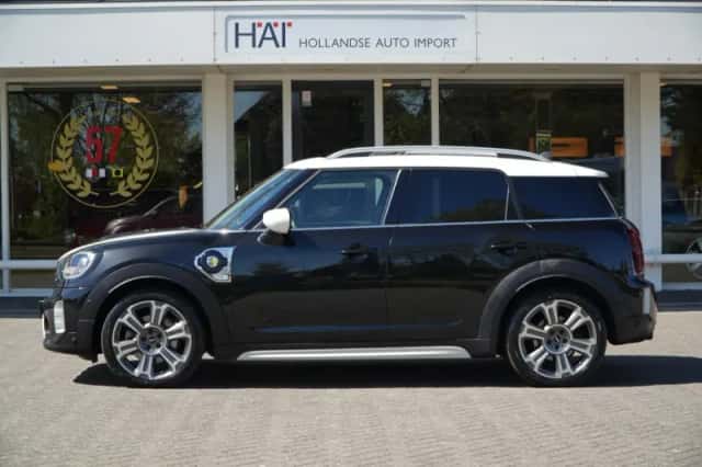 MINI Countryman (2022) thumbnail 6