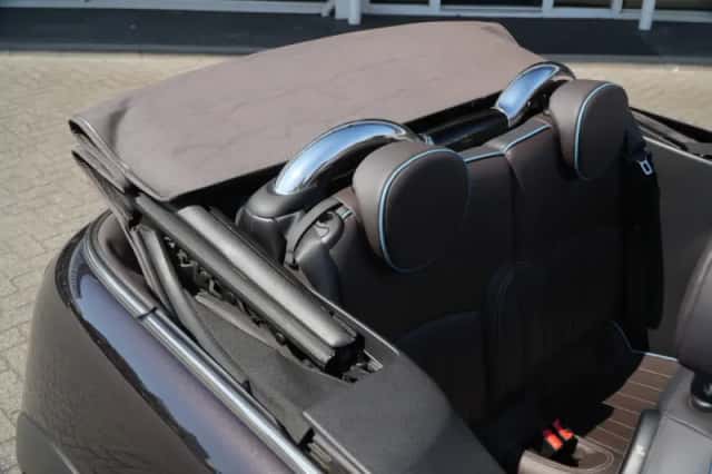 MINI Cabrio (2013) thumbnail 6