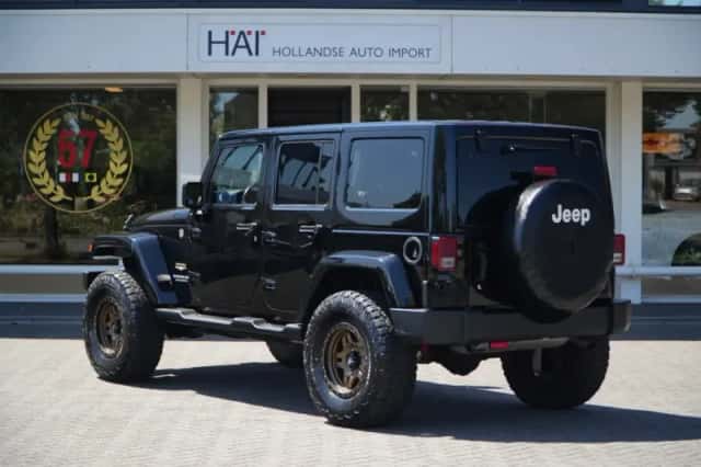 Jeep Wrangler (2013) thumbnail 6