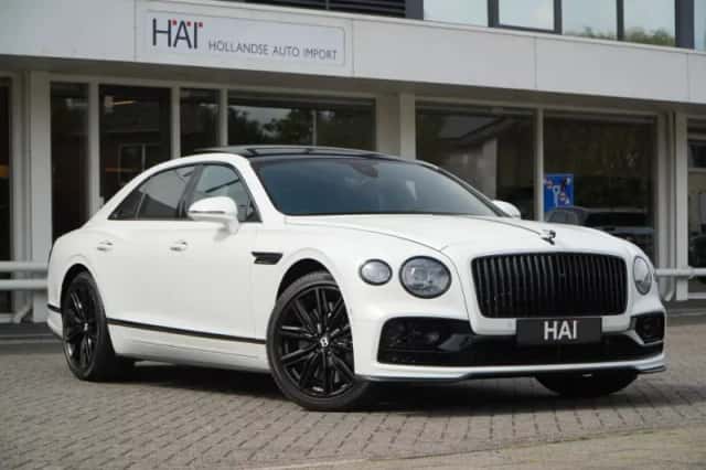 Bentley Flying Spur (2021) thumbnail 1