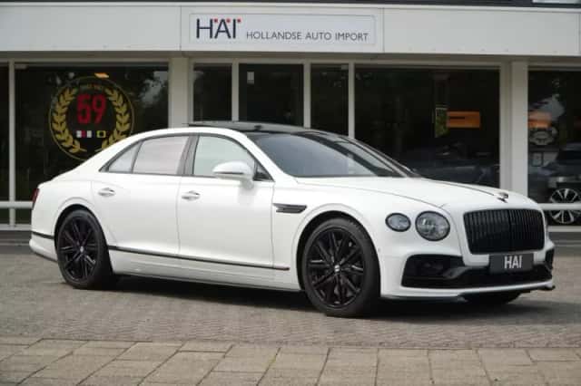 Bentley Flying Spur (2021) thumbnail 5