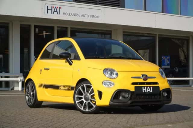 Abarth 595 (2021) thumbnail 1