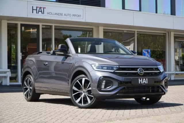 Volkswagen T-Roc (2025) thumbnail 1