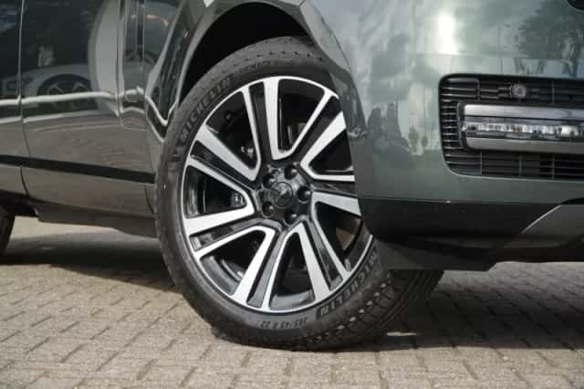Land Rover Range Rover (2026) thumbnail 5