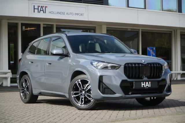 BMW X1 (2022) thumbnail 1