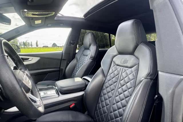 Audi Q8 (2021) thumbnail 3