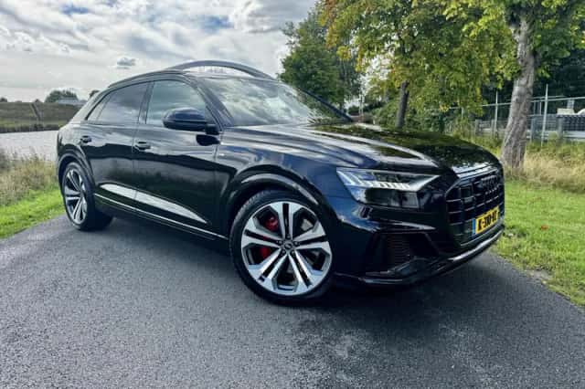 Audi Q8 (2021) thumbnail 4