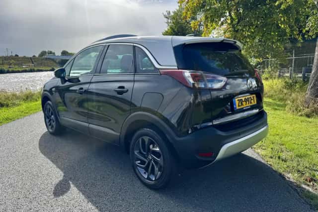 Opel Crossland X (2019) thumbnail 2