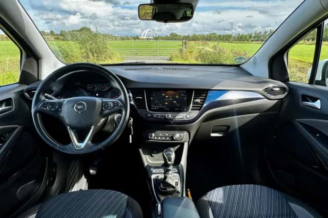 Opel Crossland X (2019) thumbnail 6