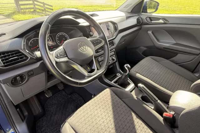 Volkswagen T-Cross (2021) thumbnail 3