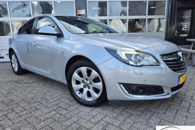 Opel Insignia (2014) thumbnail 1