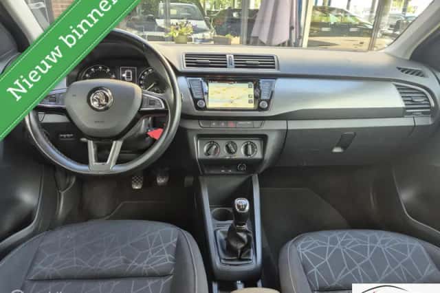 Škoda Fabia (2018) thumbnail 2