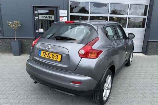 Nissan Juke (2013) thumbnail 2