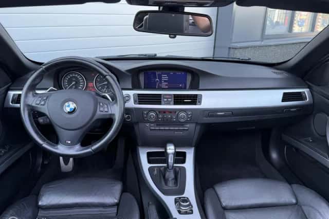 BMW 3-Serie (2011) thumbnail 3