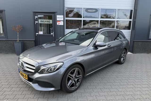 Mercedes-Benz C-Klasse (2016) thumbnail 1