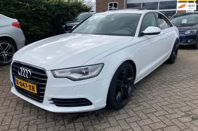 Audi A6 (2012) thumbnail 1