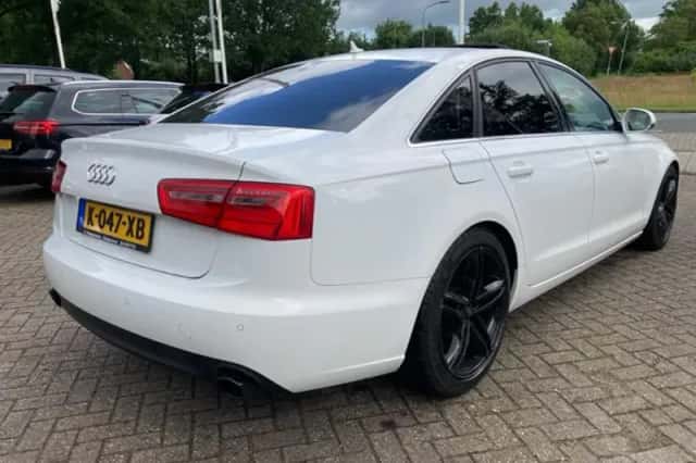 Audi A6 (2012) thumbnail 5