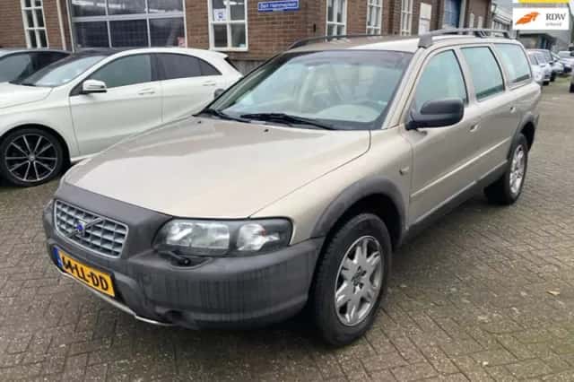Volvo XC70 (2003) thumbnail 1