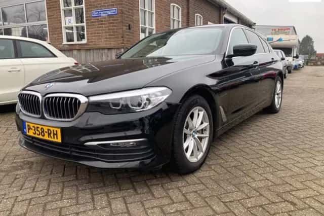 BMW 5-Serie (2018) thumbnail 1