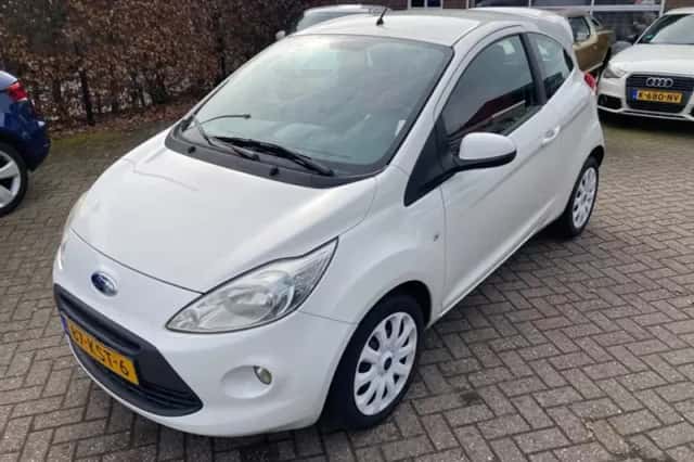 Ford Ka (2010) thumbnail 2