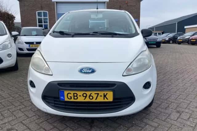 Ford Ka (2010) thumbnail 3