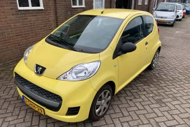 Peugeot 107 (2010) thumbnail 2