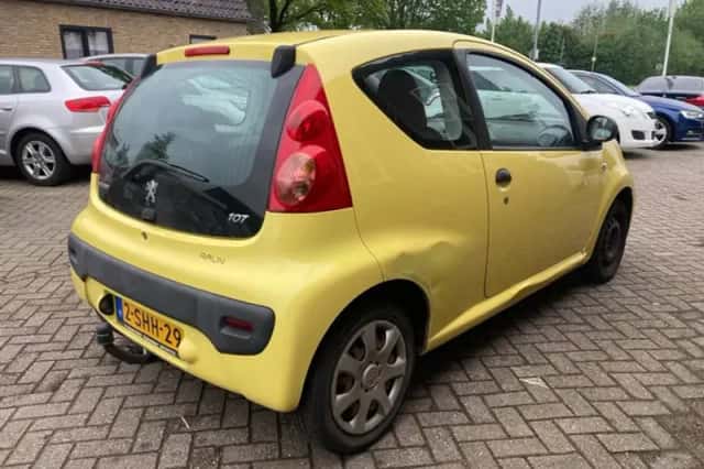 Peugeot 107 (2010) thumbnail 5