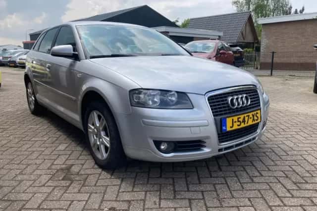 Audi A3 (2008) thumbnail 4