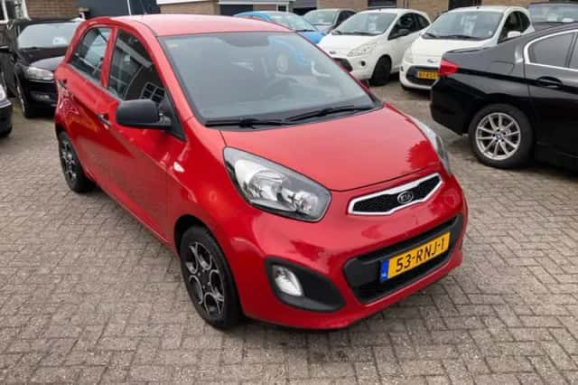 Kia Picanto (2011) thumbnail 5