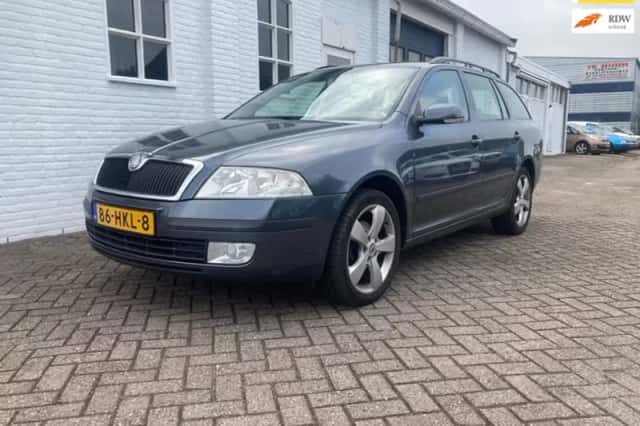 Škoda Octavia (2009) thumbnail 1