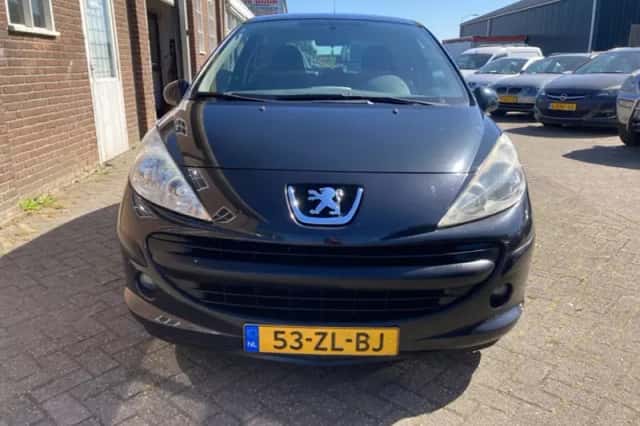 Peugeot 207 (2008) thumbnail 3