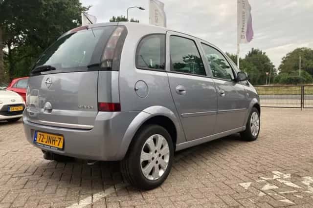 Opel Meriva (2009) thumbnail 6